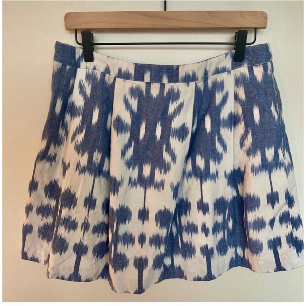 Vineyard Vines Ikat Print Pleated Skirt Blue White Size 8 NWOT - Picture 4 of 10